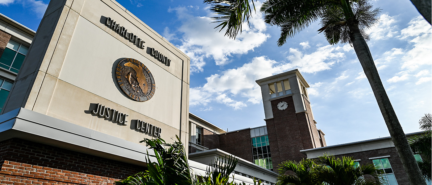 Front of Charlotte Courthouse